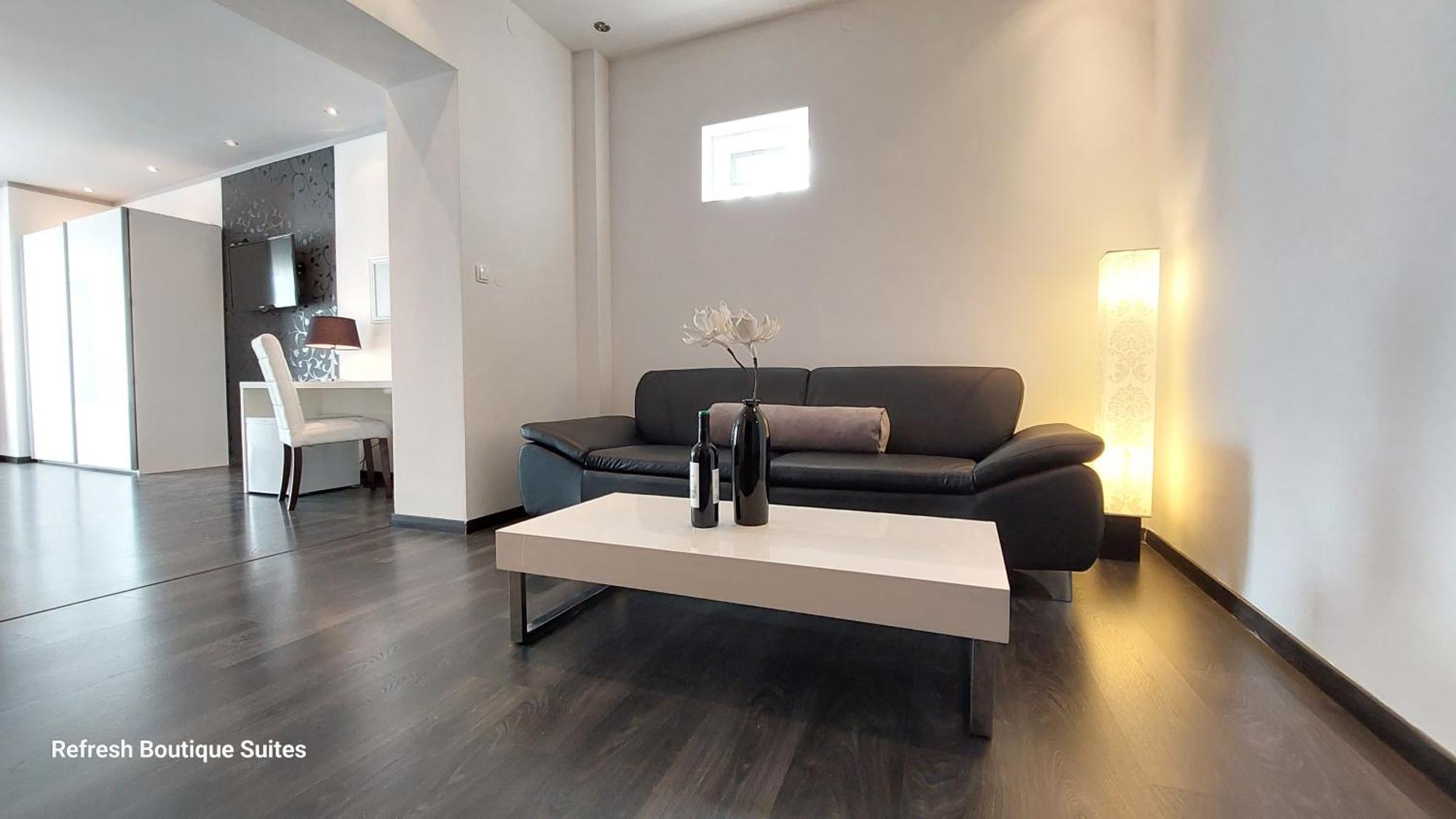 Refresh Boutique Suites - Central Point Водице Номер фото